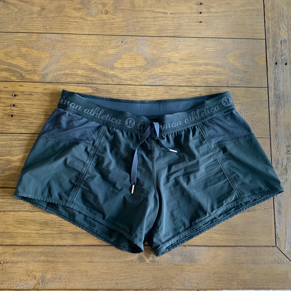 Black Lululemon Shorts size 8/10